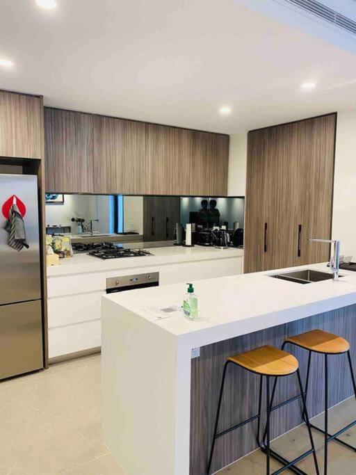 Luxury 3 Bedroom Apartment In Ryde Sydney Esterno foto